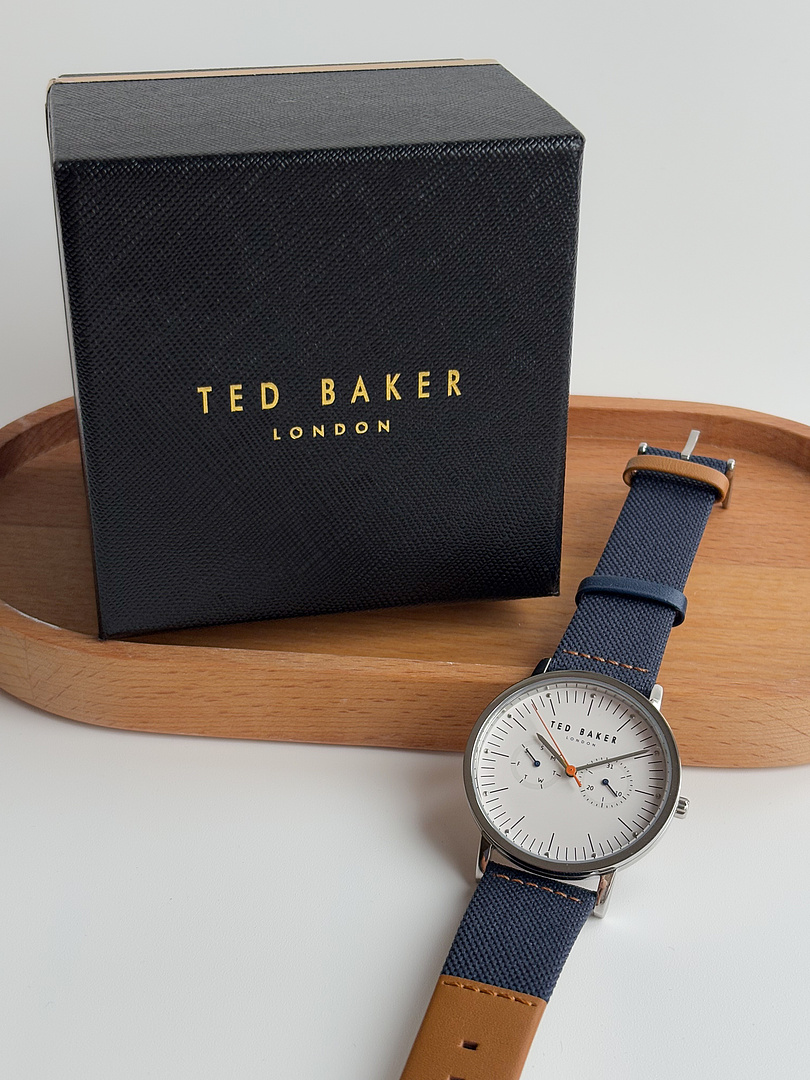 Наручные часы Ted Baker London