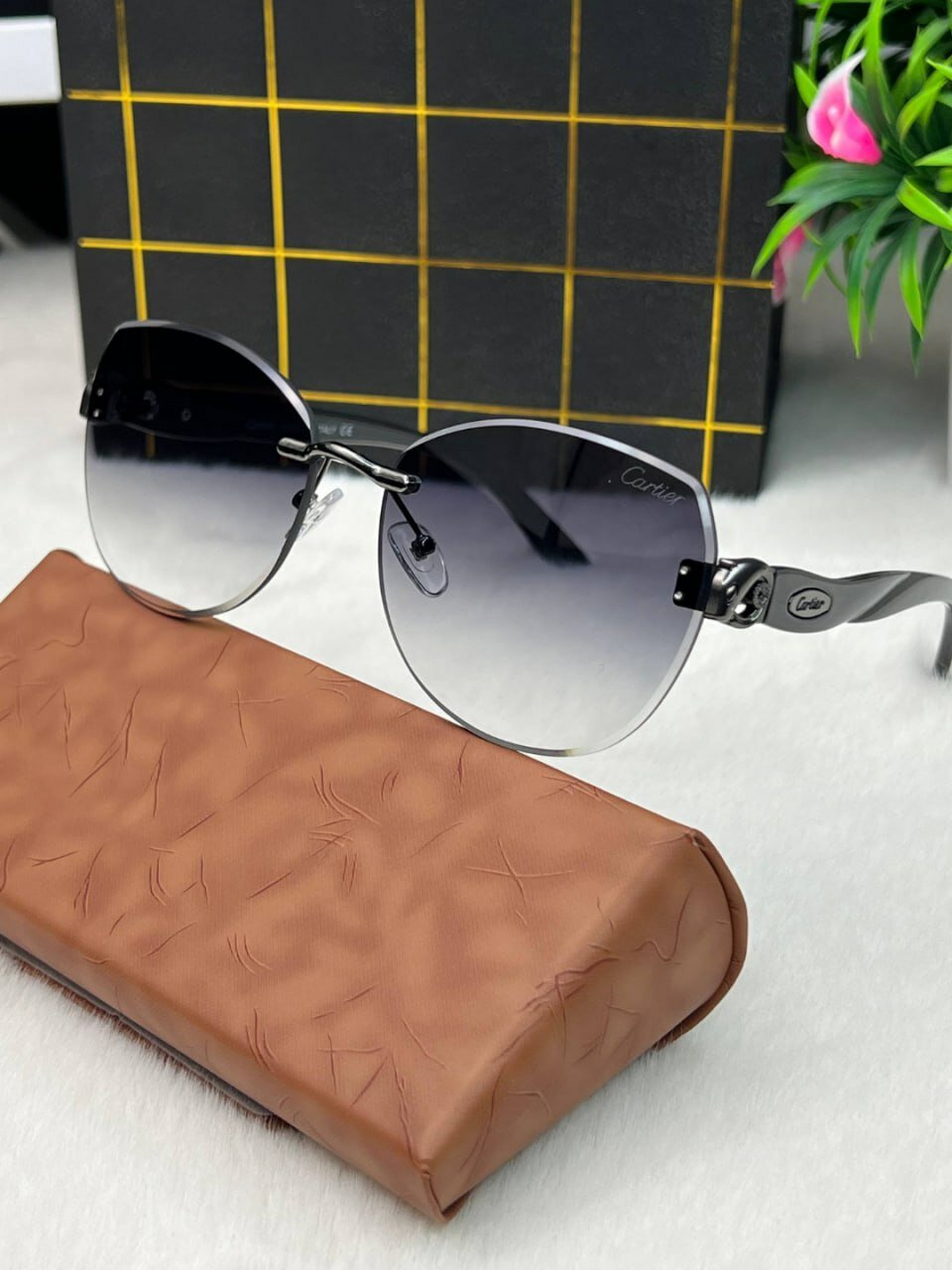 Солнцезащитные очки