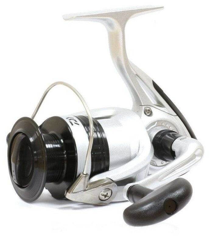 Катушка Daiwa SWEEPFIRE E 3500C безынерционная