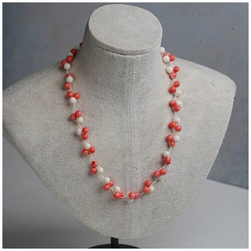 Бусы из натурального коралла