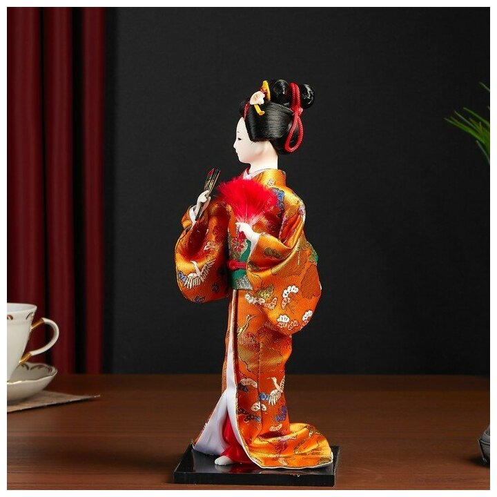 Sima-land Кукла коллекционная "Гейша в оранжевом кимоно с веером" 22,5 см