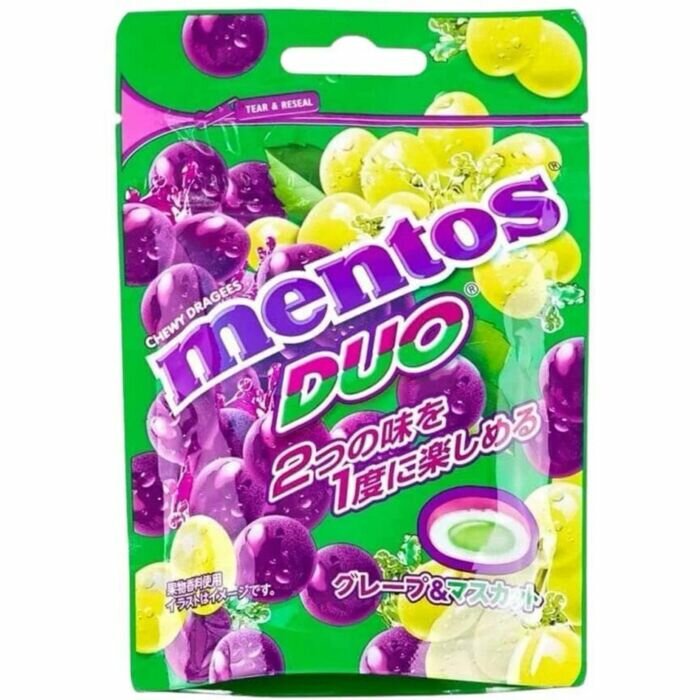 Жевательные конфеты Mentos DUO со вкусом муската и винограда (Япония), 45 г