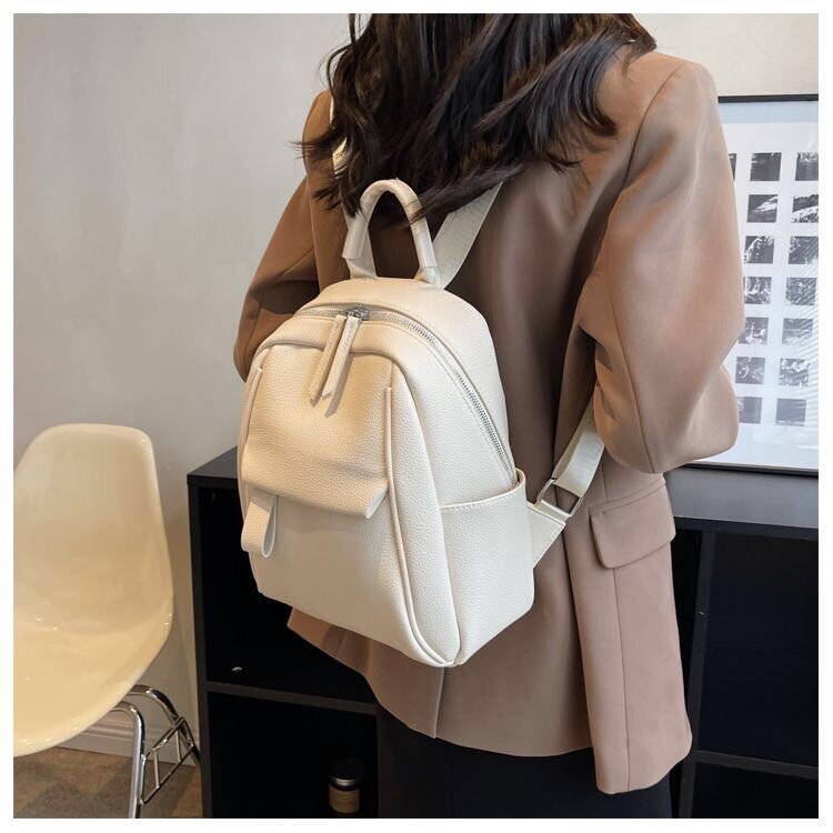 фото Рюкзак женский кожаный