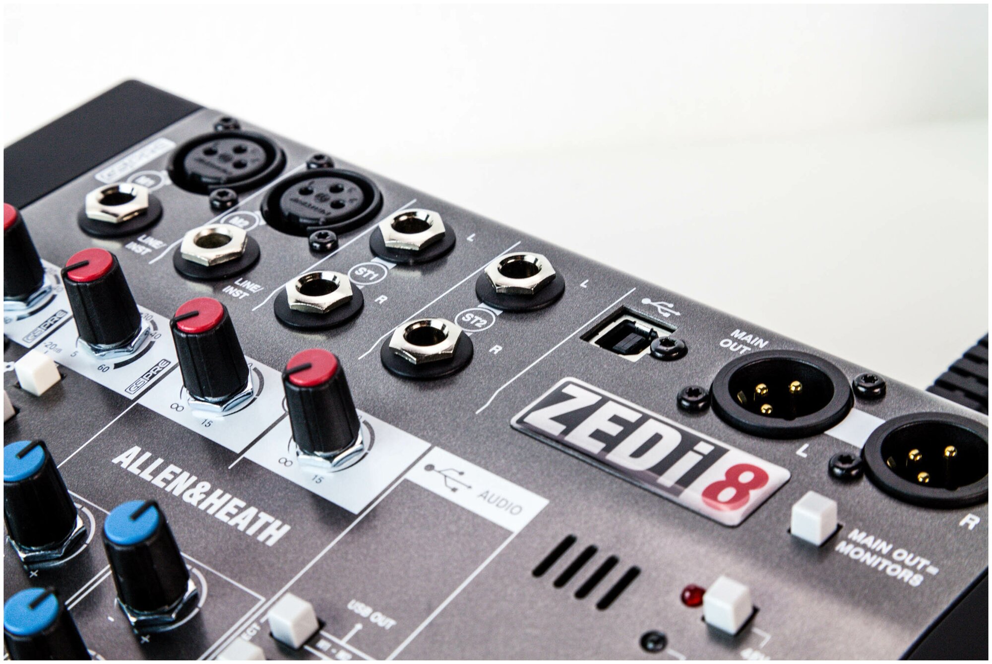 Allen & Heath ZEDi-8