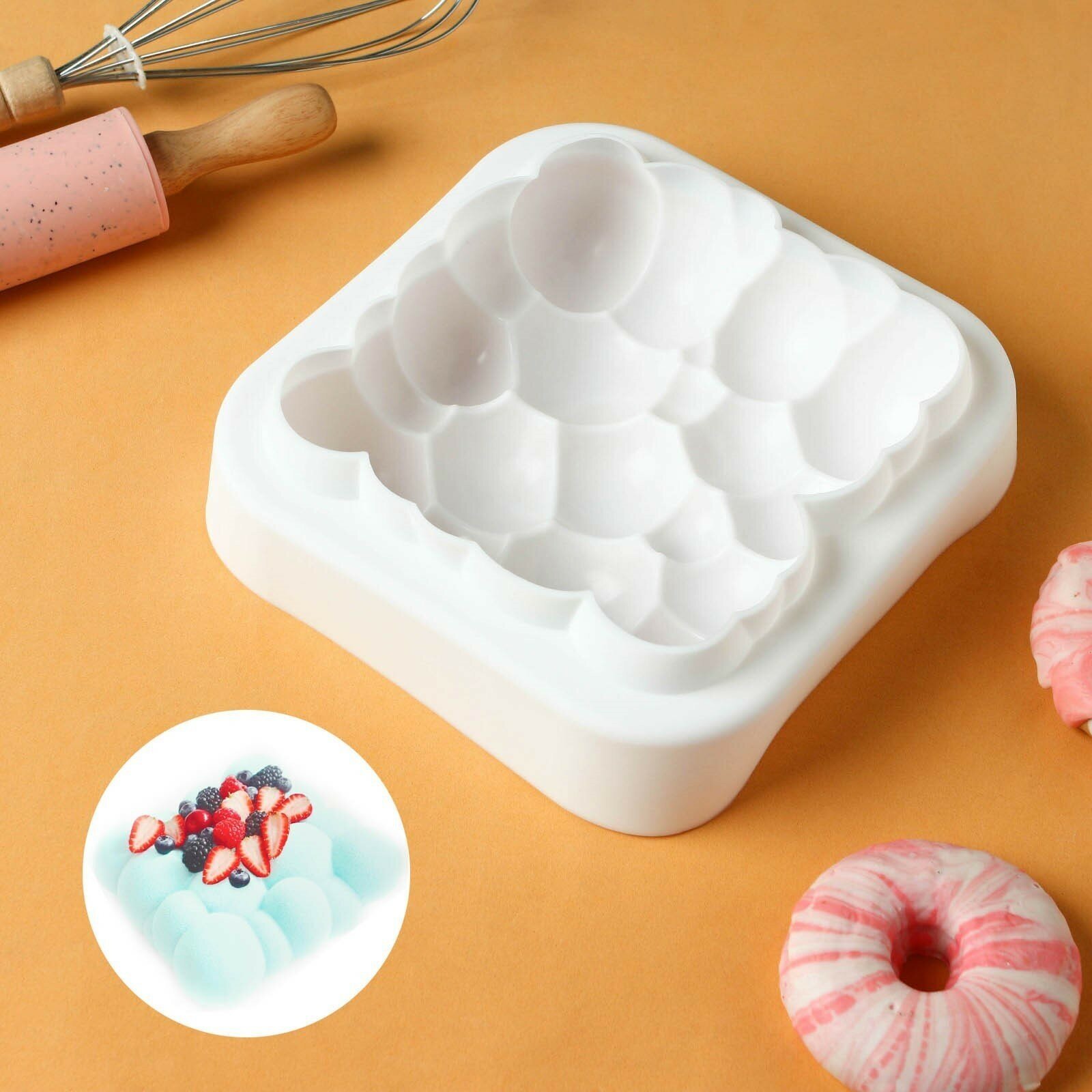Форма силиконовая для выпечки и муссовых десертов «Воздушные пузыри», 20×5,5 см, цвет белый