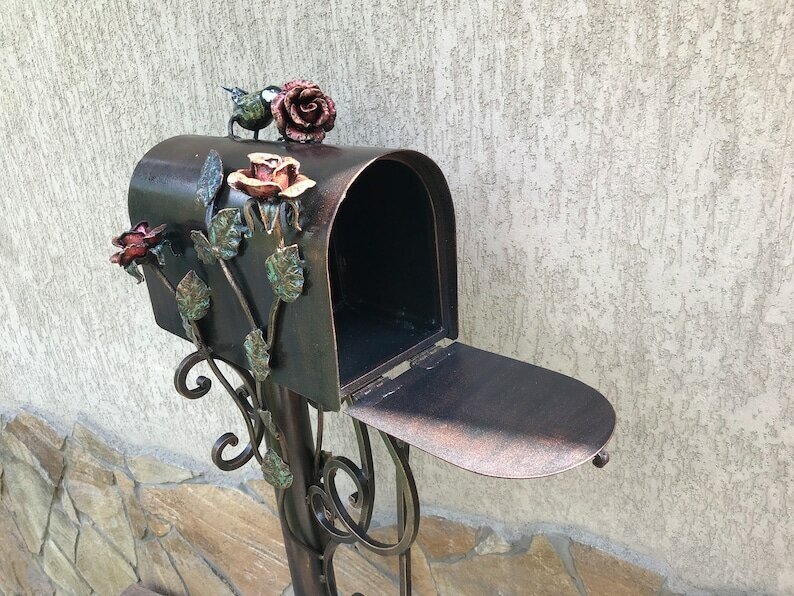 Кованый почтовый ящик для дома и дачи, почтовый ящик ручной работы, с тремя розами и птицей