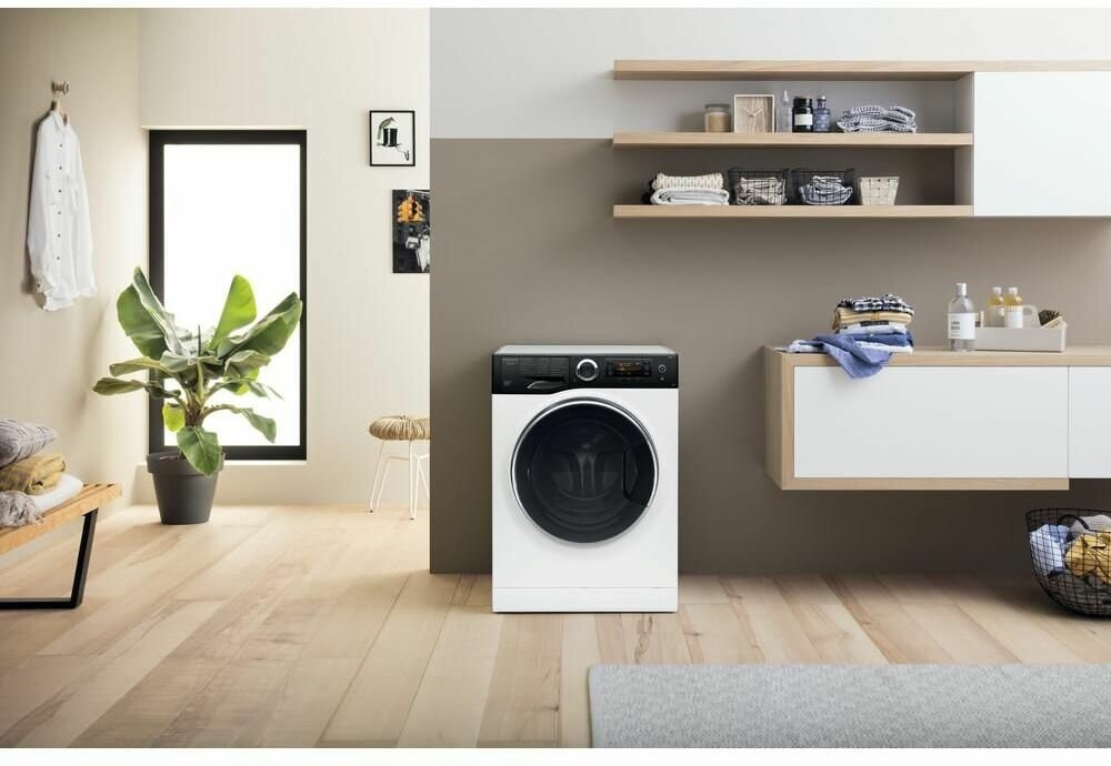 витринный Стиральная машина Hotpoint-Ariston BK RD 723 ST K белый - фотография № 13