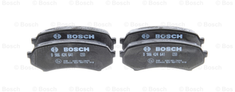 Дисковые тормозные колодки задние Bosch 0986424641 для Toyota Land Cruiser, Lexus LX (4 шт.)