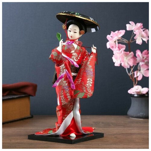 Кукла коллекционная Японка с цветочной ветвью и в шляпе 30 см 1789₽