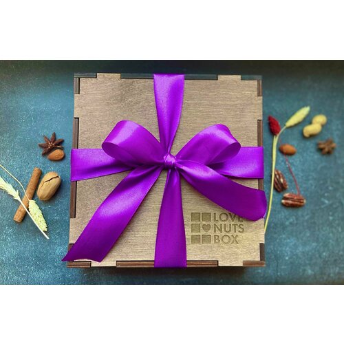 Подарочный набор " К чаю New" в деревянном боксе Фиолетовая лента