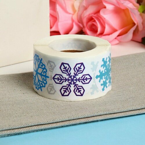 Наклейки в рулоне Снежинки 500 шт 25 х 25 см 1шт 401₽