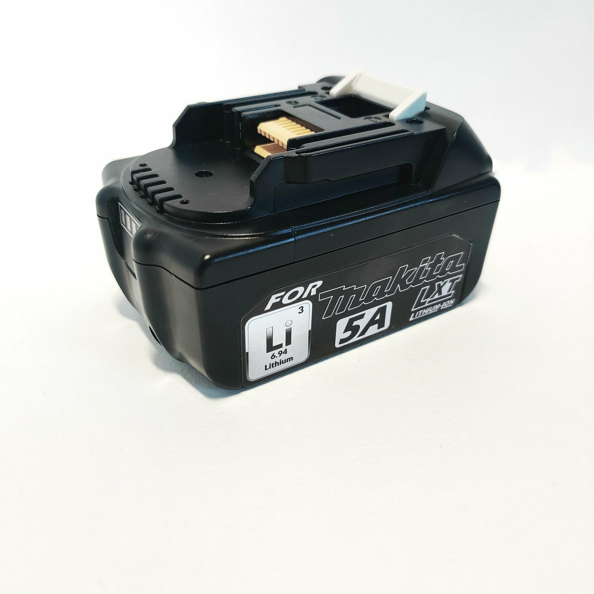 Аккумулятор для инструмента Макита 18V для шуруповерта Makita (BL1850B BL1860B BL1820B BL1840B BL1890B) Li-ion 5Ач