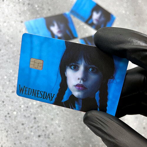 Наклейка на банковскую карту Уэнсдей, Wednesday light blue