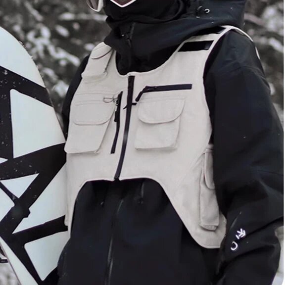 Куртка сноубордическая  размер S черный