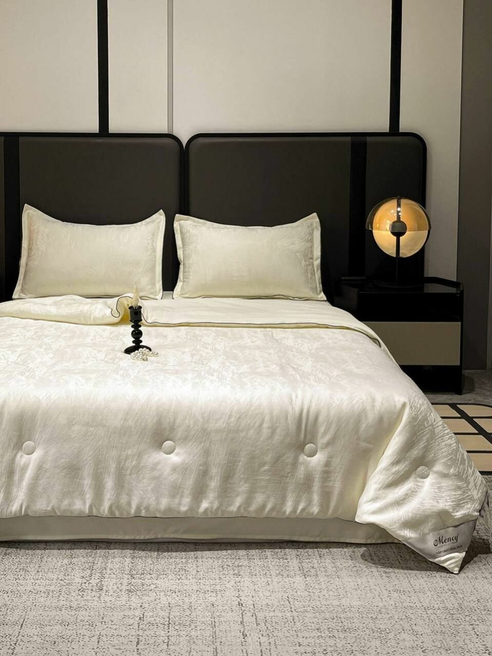 Постельное белье с одеялом евро 200х221 жаккард Mency