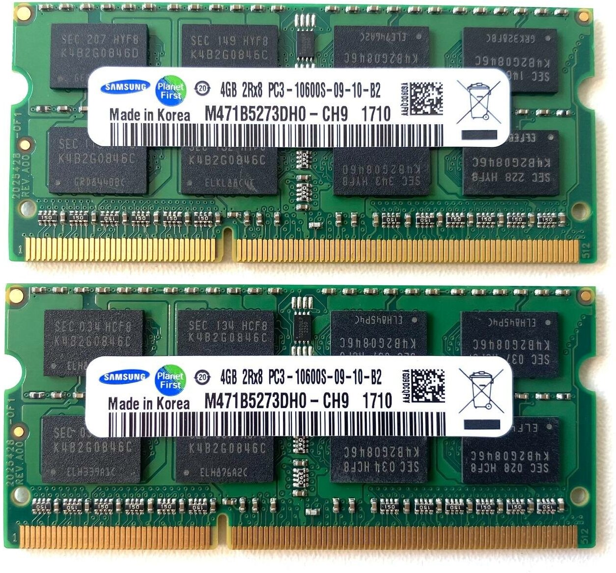 Оперативная память Samsung Basic (4 ГБ x 2 шт.) DDR3 1333 МГц SODIMM