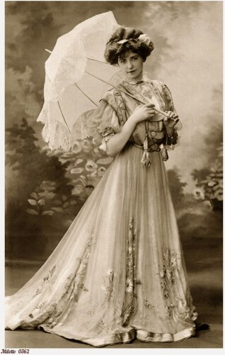 Изображение товара Рисовая бумага для декупажа карта салфетка А4 тонкая 0362 старое чёрно-белое фото невеста девушка зонтик винтаж крафт Milotto