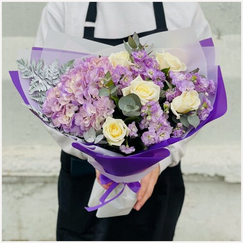 Изображение товара Сборный букет. Роза. гортензия. Rybe-flowers.