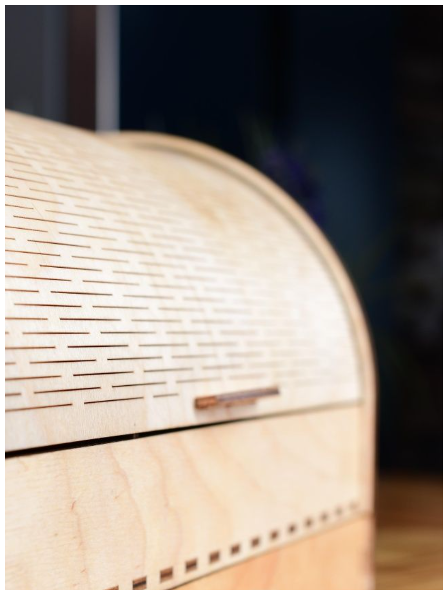 Хлебница с крышкой деревянная на стол для хлеба белая - фотография № 1