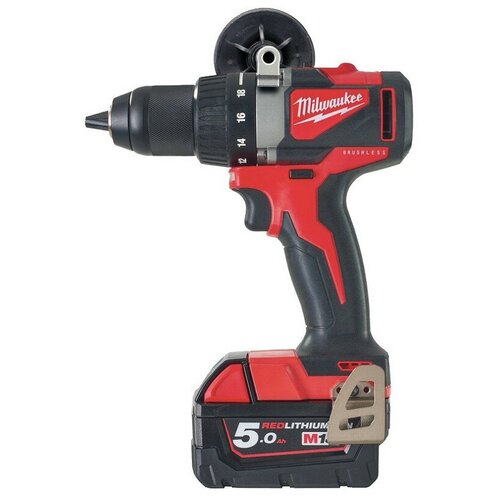 Аккумуляторная дрель-шуруповерт Milwaukee M18 BLDD2-502X 55999₽