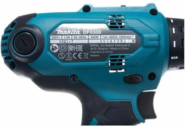 Набор инструментов Makita DK0166: дрель-шуруповерт DF0300 + лобзик 4329 - фотография № 2