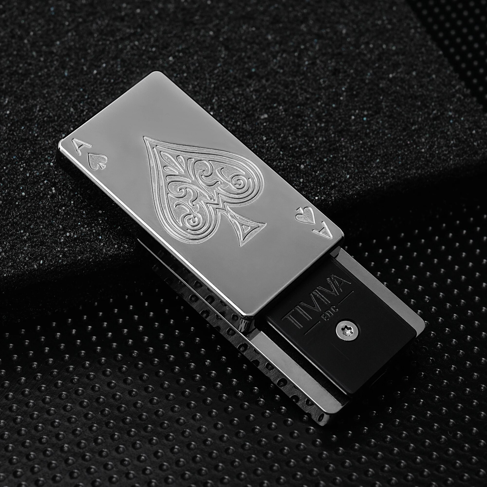 TIGLE Титановый антистресс Spades A