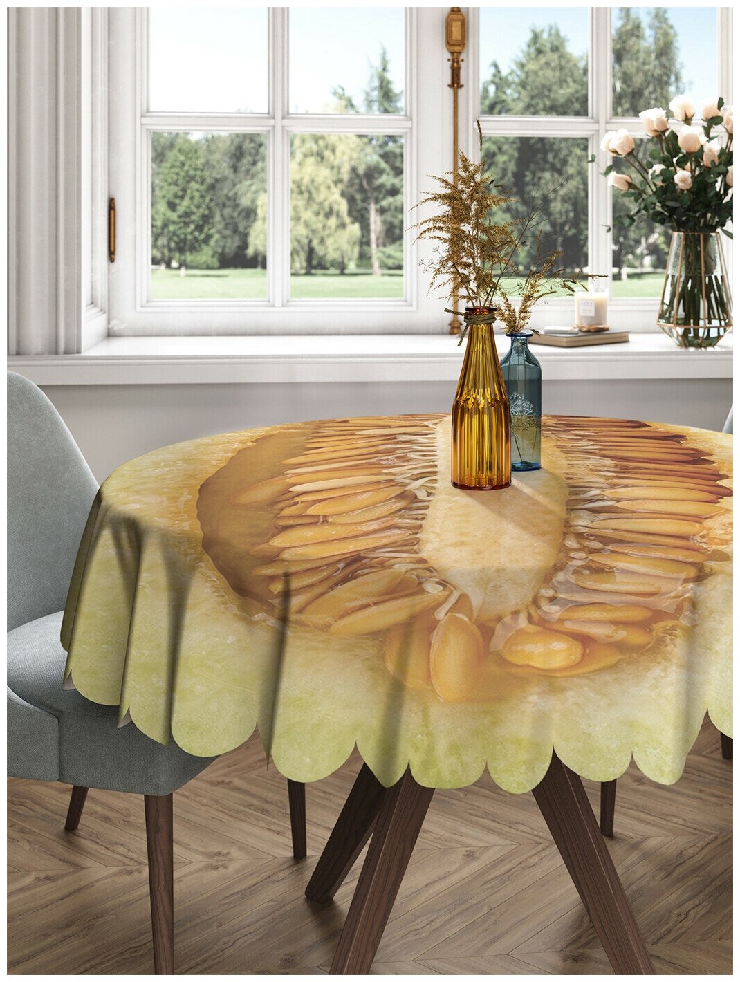 фото 699010 круглая скатерть