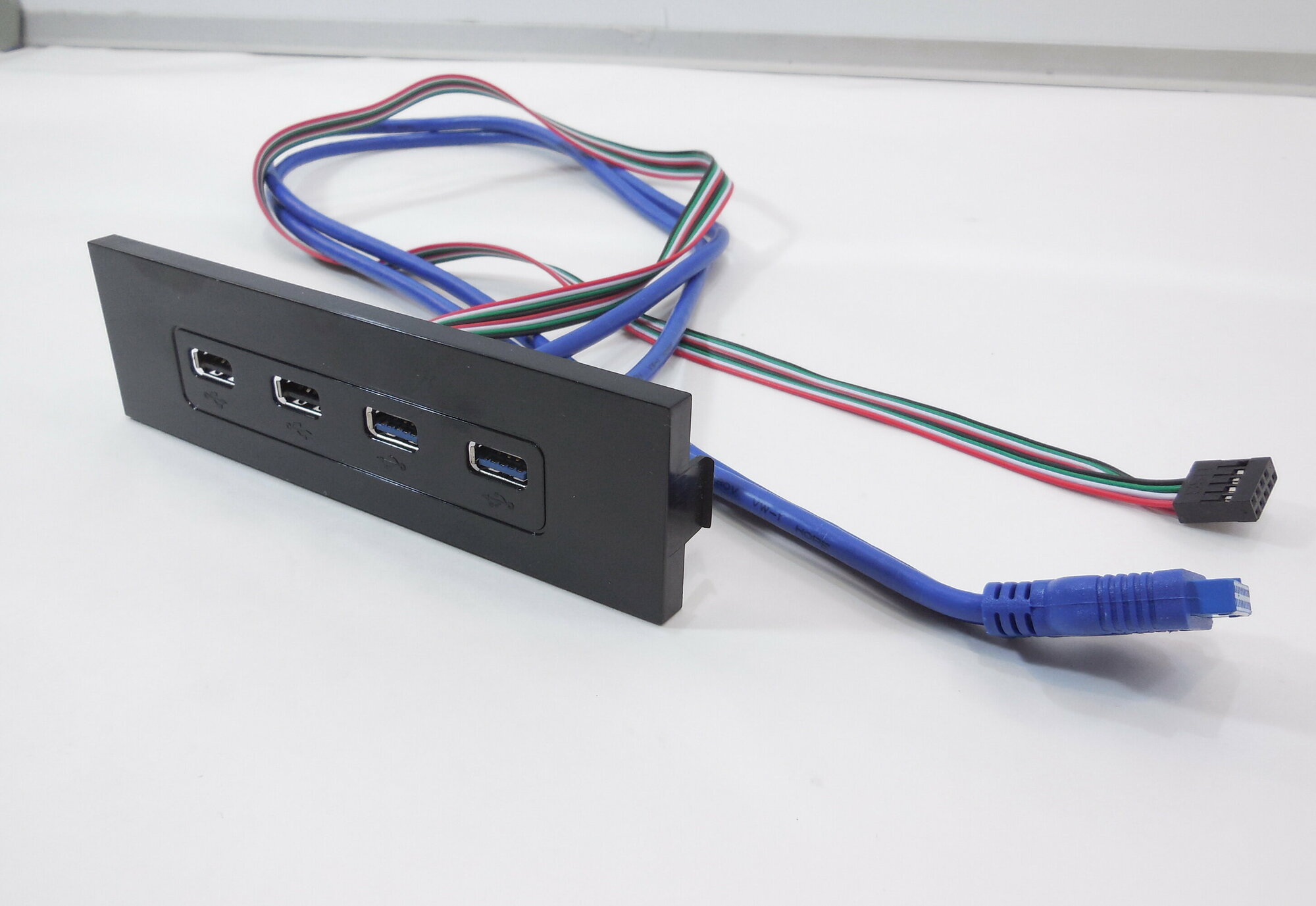 Exegate EX269460RUS Фронтальная панель U5H-614 525" 2х USB + 2х USB 30 черная