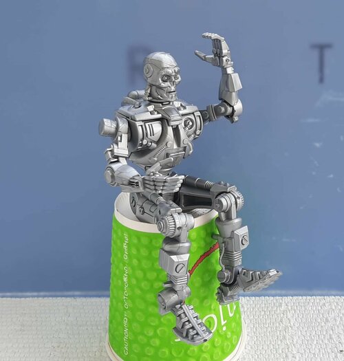 Солдатик Робот Терминатор Технолог. 13 см пластик серебро сборный