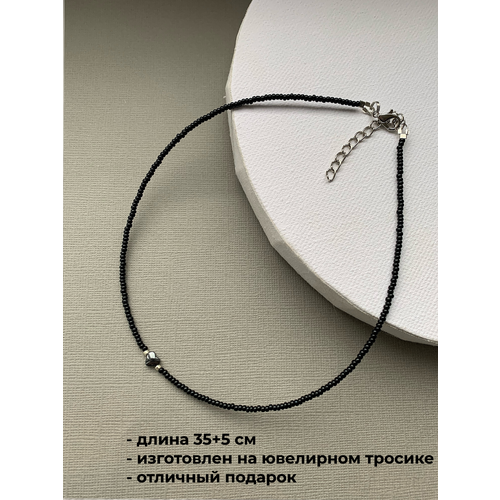 фото Чокер из черного бисера с сердечком sofiaccessories