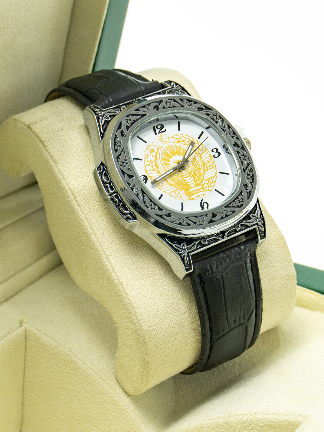 Наручные часы Classic, белый,