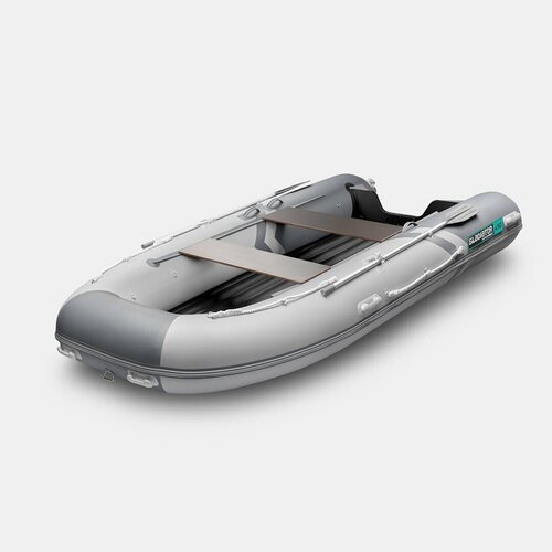 надувная лодка yukona 360 tse f серый светло серый Надувная лодка GLADIATOR E450S светло/темно-серый