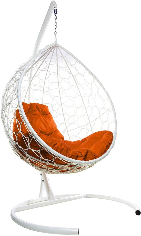 Подвесное кресло из ротанга "Капля" белое с оранжевой подушкой M-Group