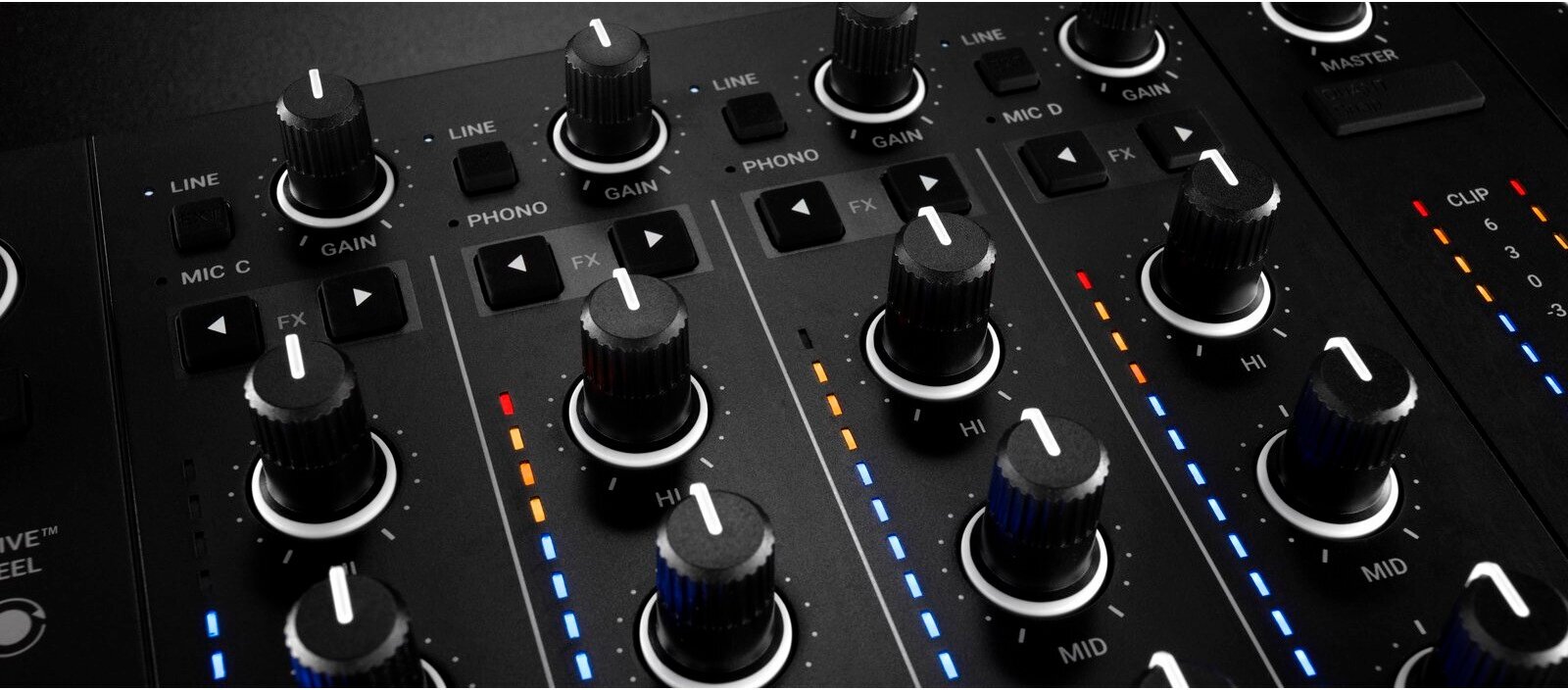 Native Instruments Traktor Kontrol S4 Mk3