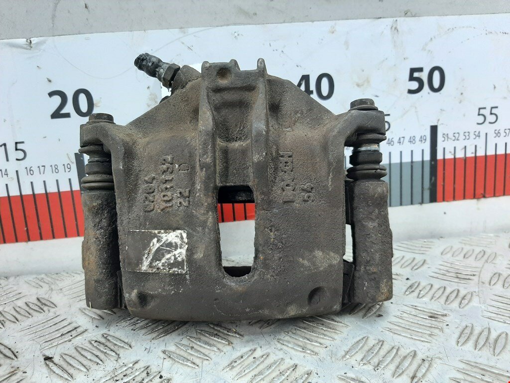 Суппорт передний правый Citroen C4 1 4400R7 арт. 2153841