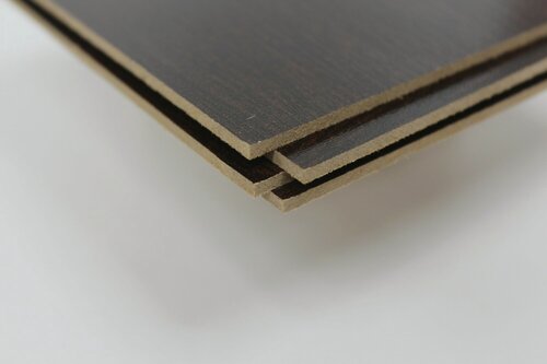 Изображение товара Лист мебельный ХДФ, 3 мм, 1100 х 750 мм, цвет Венге, в наборе 5 шт