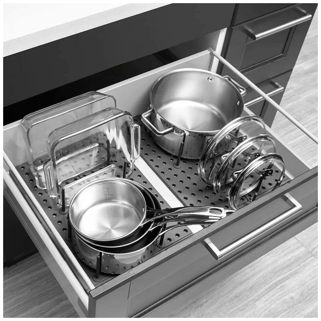 Органайзер - разделитель в ящик на кухне для посуды, серый