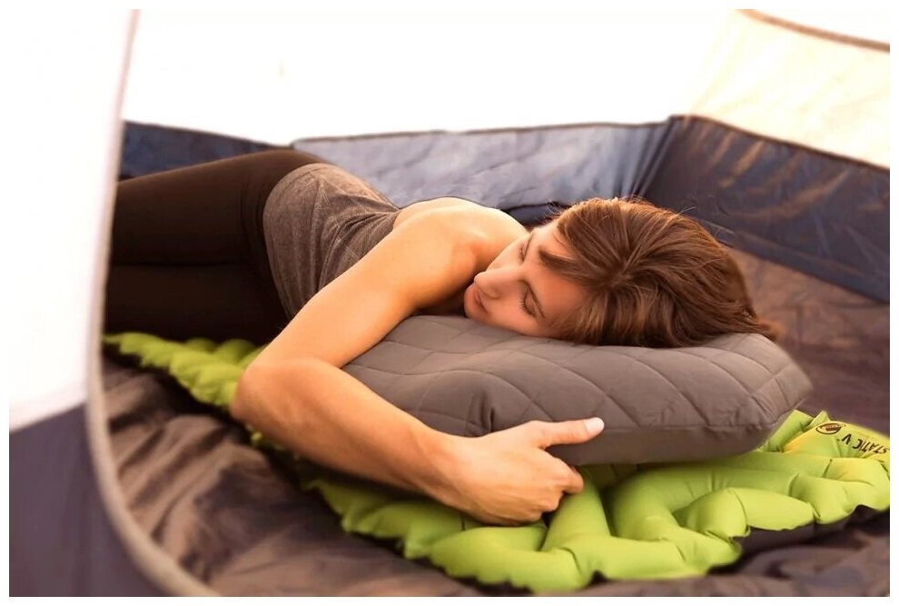 Надувная подушка Klymit Pillow Luxe Grey, серая - фотография № 11