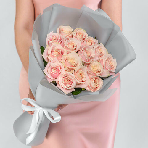 15 Светло-Розовых Роз (50 см.)