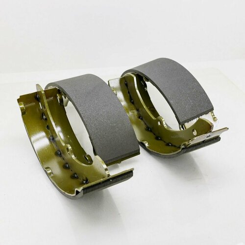 Колодки барабанные TOYOTA DYNA FN-2296 GSPARTS 3540₽