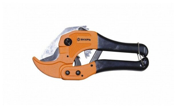 фото Ножницы для ПВХ труб вихрь