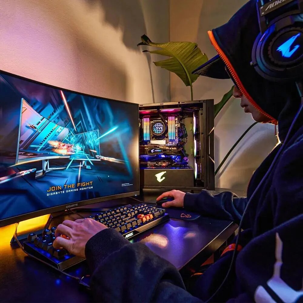 Монитор 31,5" GIGABYTE 9DGG32QCA-00-3ABEK Curved 2560x1440, VA, 178/178, 1 мс, 165Hz, 350nit, DP/2*HDMI, 3*USB - фото №11