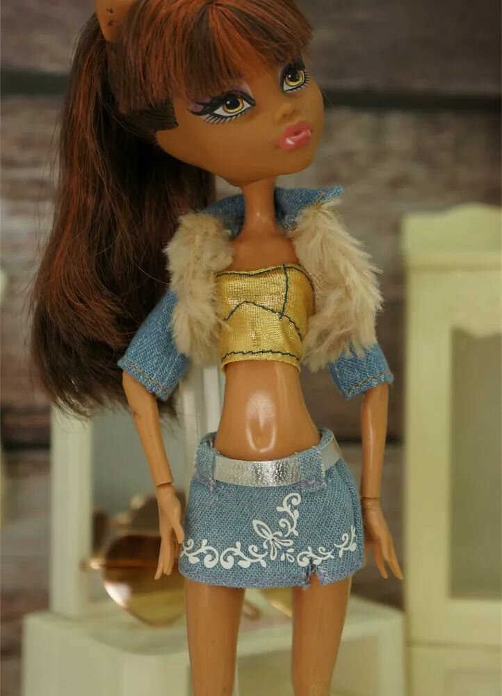 Одежда для Монстер Хай и кукол 26-28 см