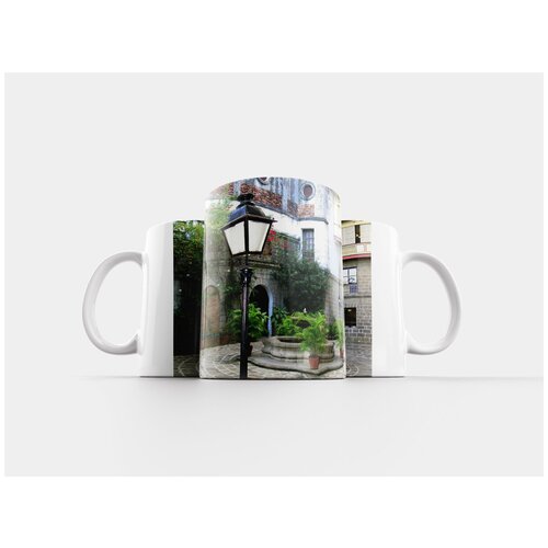 фото Кружка "задний двор, патио, уличный фонарь" 320 мл lotsprints