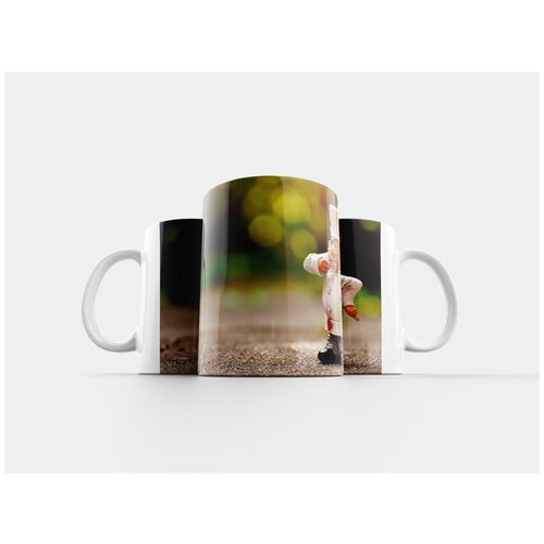 фото Кружка "готовит еду, персонажи, веселье" 320 мл lotsprints