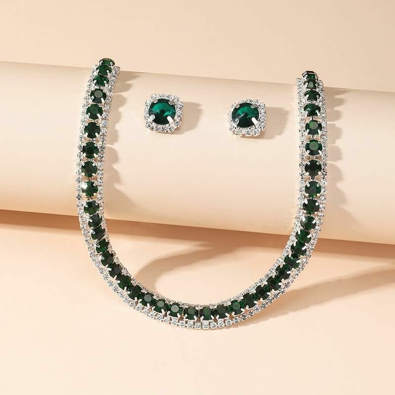 Комплект бижутерии Роскошный комплект серег и ожерелья с зеленым кристаллом