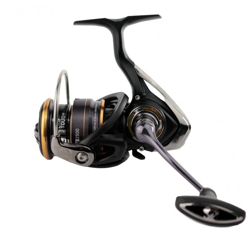 Катушка Daiwa 20 Legalis LT 2500