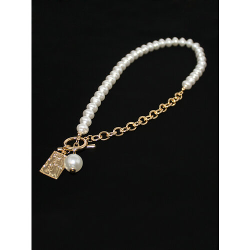 Ожерелье из искусственного жемчуга с цепочкой