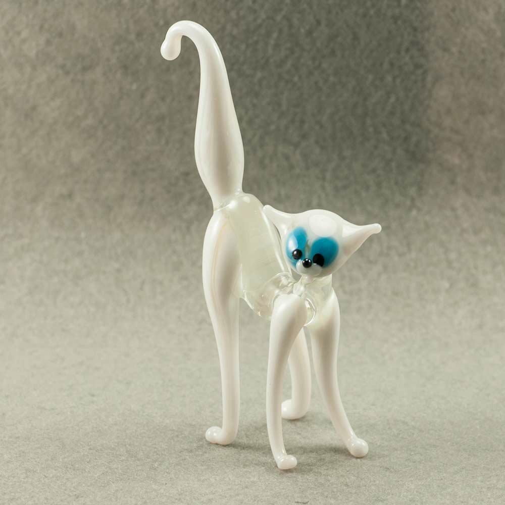 фото Стеклянная фигурка Кот белый с хвостом трубой