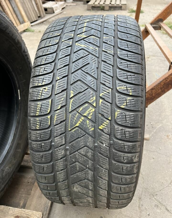 Pirelli Scorpion Winter 295/40 R20